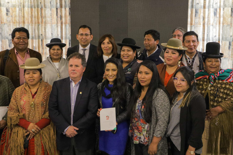 Industriales paceños presentan la estrategia para el desarrollo sostenible del departamento.