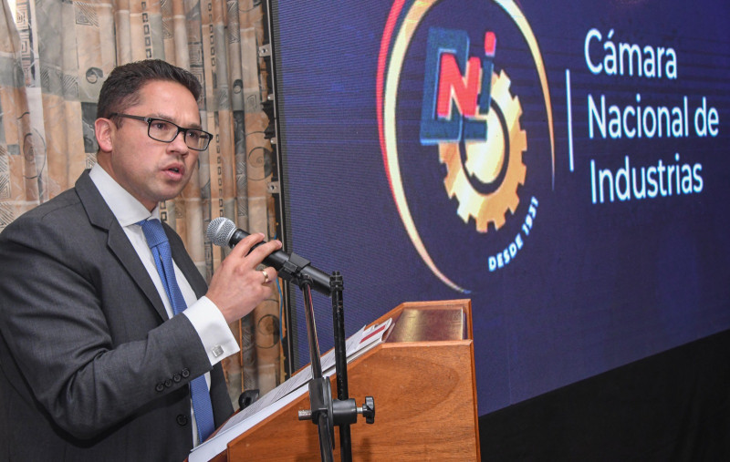 Industriales paceños respaldan la construcción del puente de Tiquina como impulso al desarrollo de La Paz